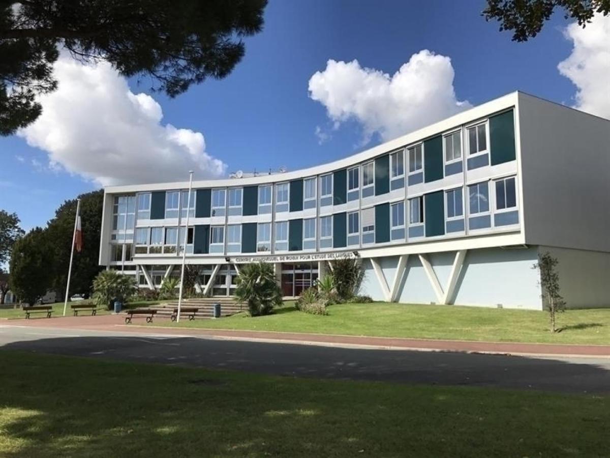 Apartment Residence Les Jardins De France Royan Extérieur photo